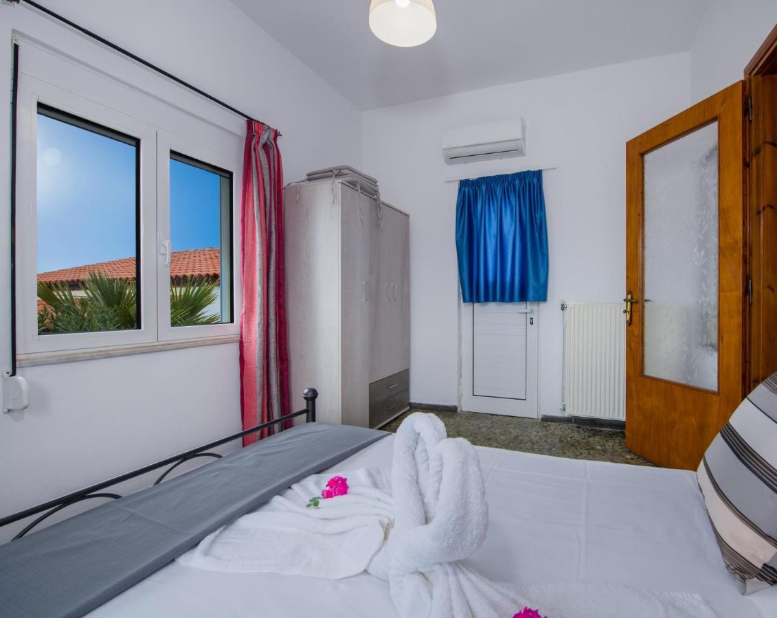 Plaka House Villa ภายนอก รูปภาพ