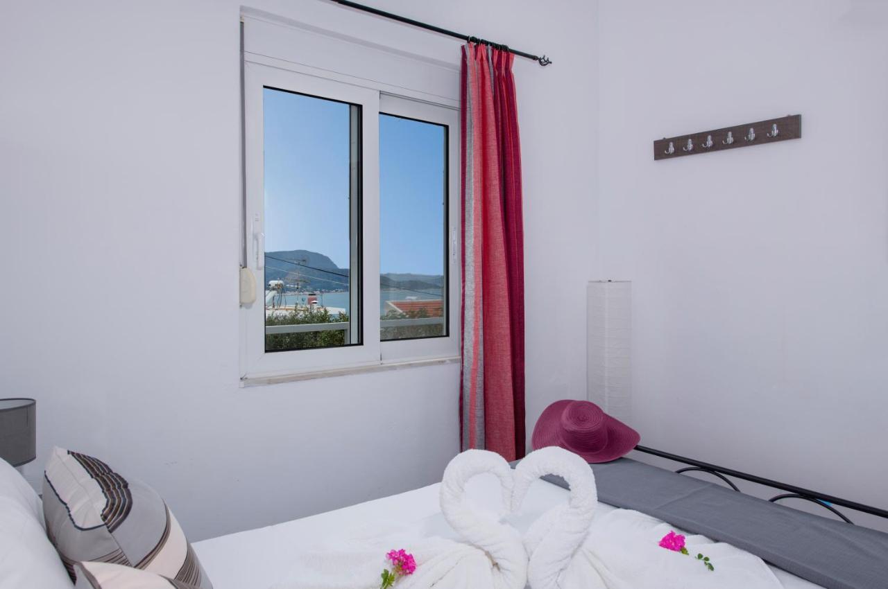 Plaka House Villa ภายนอก รูปภาพ